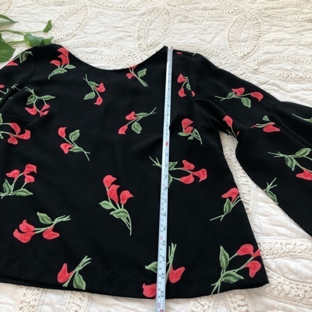 Carmen Marc Valvo Black Floral Bell-Sleeve Blouse with Red and Green Print - Picture 10 of 12